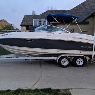 2002 Chaparral Boats 235 SSi