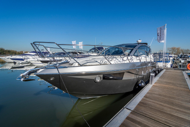 2019 Cranchi Yachts M 44 HT