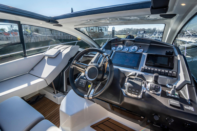 2019 Cranchi Yachts M 44 HT