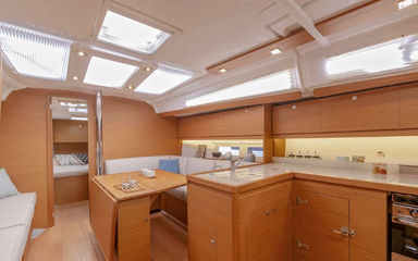 2018 Dufour Yachts 390 Grand Large - Shoal draft