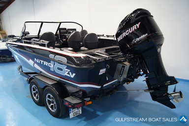 2015 Nitro ZV18