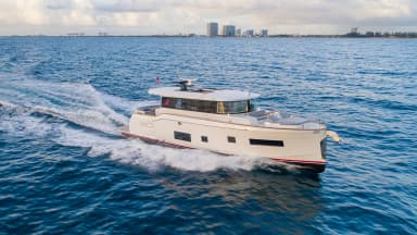 2022 Sirena Marine Sirena 58 Coupe