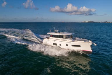 2022 Sirena Marine Sirena 58 Coupe