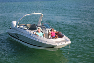 2020 Crownline E285