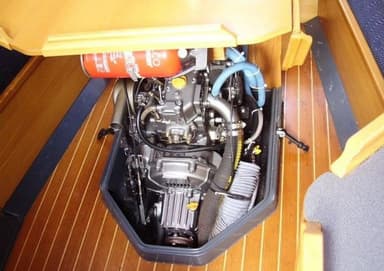 1986 Kirie Elite 286 - Fin keel