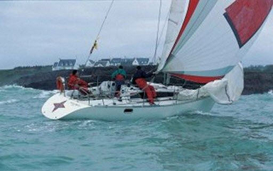 1983 Kirie Feeling 850 - Fin keel