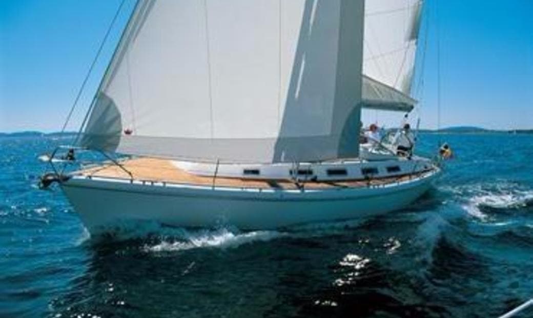 1998 Etap Yachts Etap 39s - Deep Draft