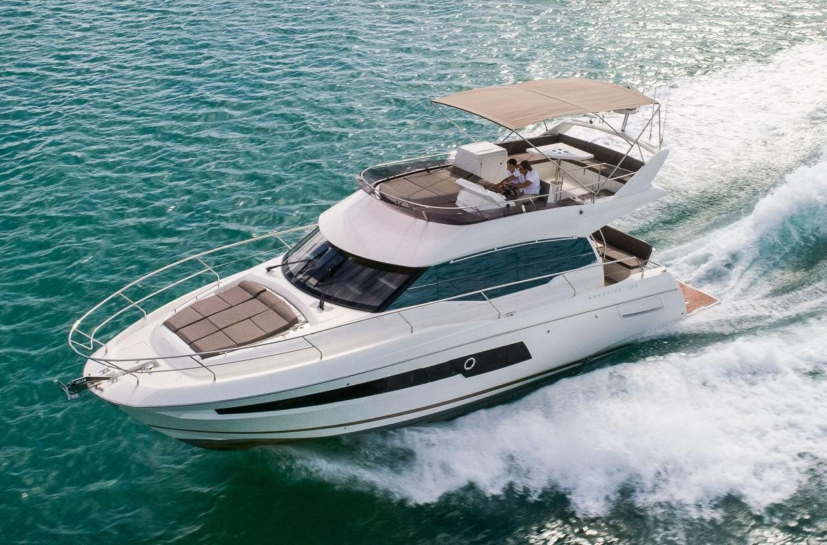 2020 Prestige Yachts 460 Fly