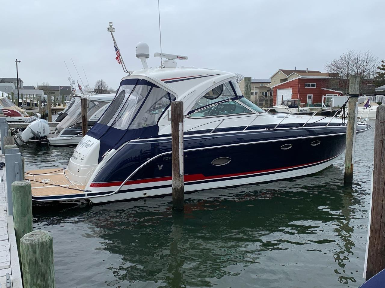 2016 Formula Boats 40 Cruiser