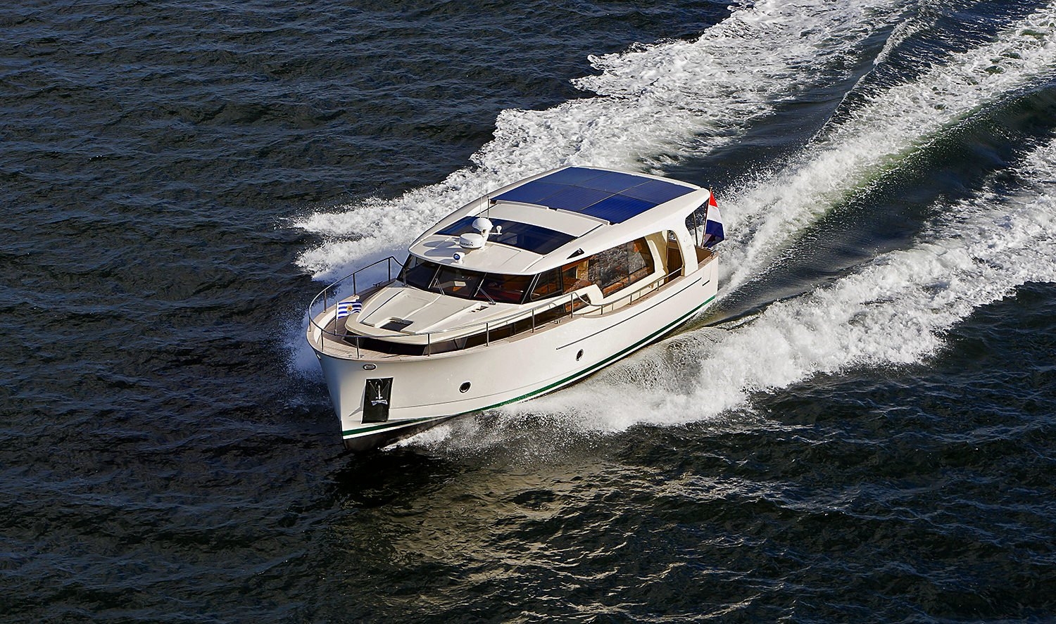 2013 Greenline Yachts 40 Hybrid