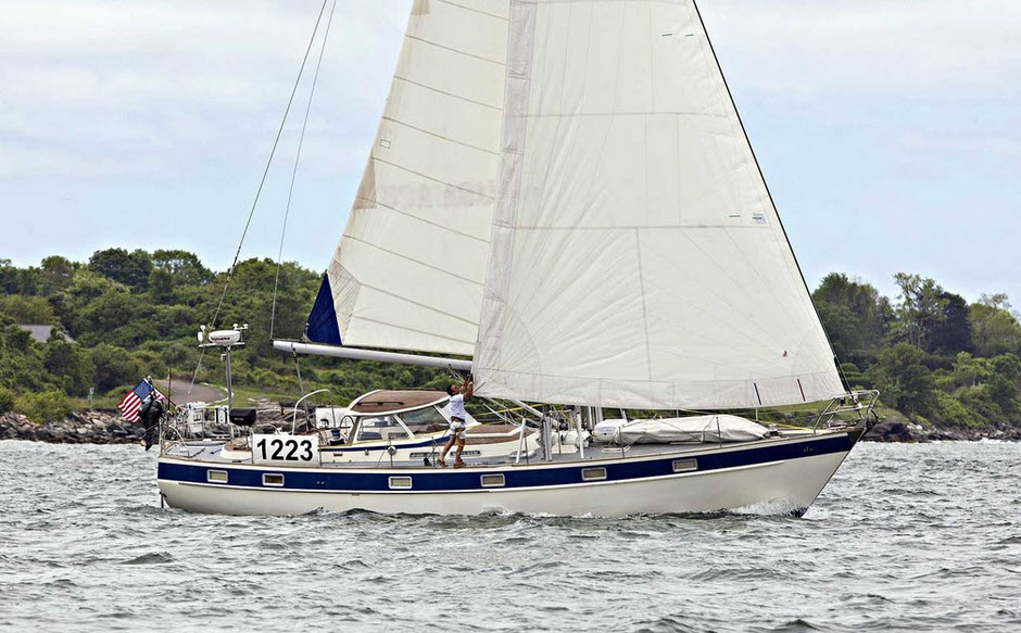 1982 Hallberg - Rassy 49