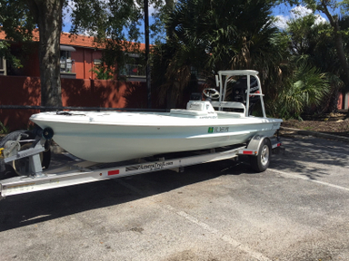 2015 Yellowfin 17 Skiff