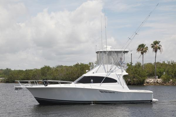 1995 Luhrs 380