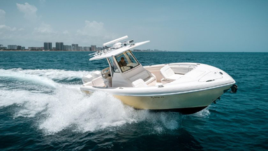 2015 Intrepid Powerboats 327