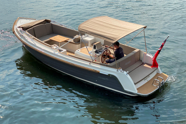 2017 Interboat Intender 820