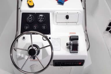 2008 Kenner Boats Vision 2103 Tunnel