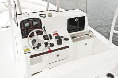 2013 Sea Hunt Edge 24