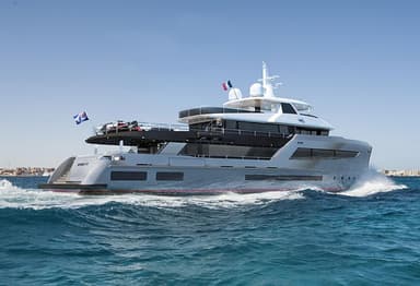 2021 Bering Yachts Cat