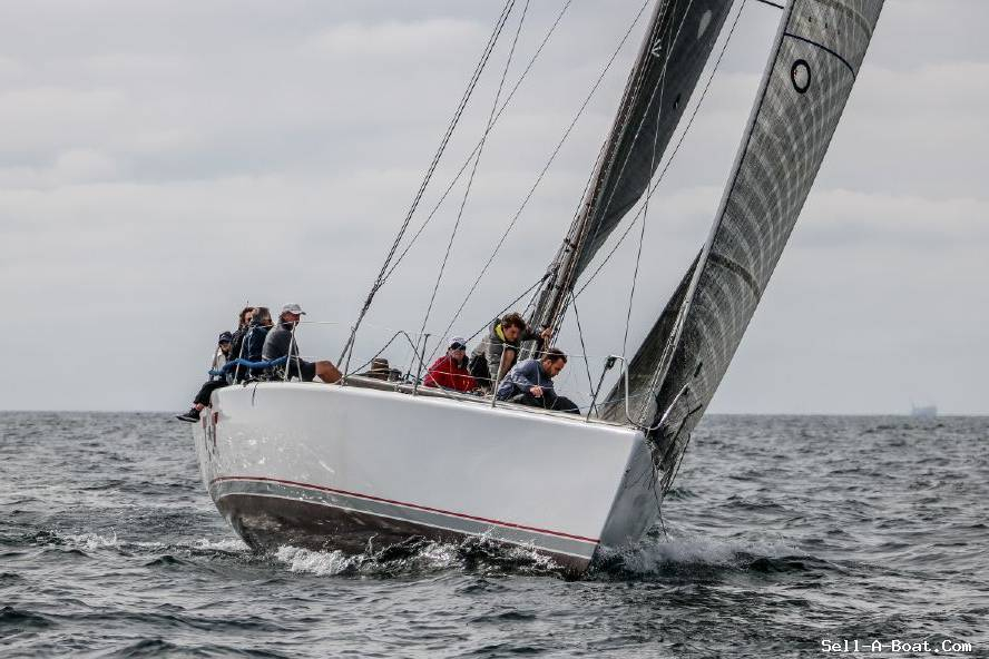 1996 One Design 48