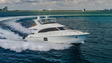 2019 Hatteras Yachts M60