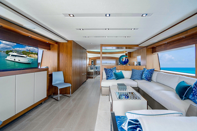 2017 Hatteras Yachts M75 Panacera