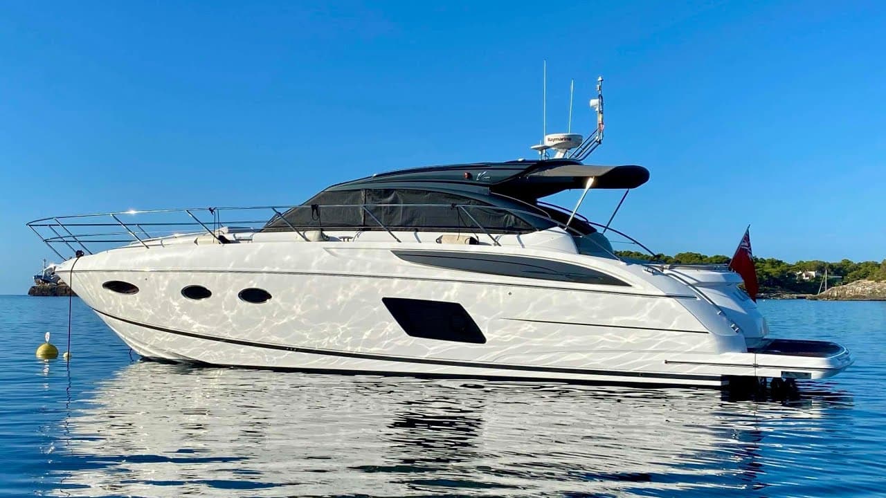 2017 Princess Yachts V48