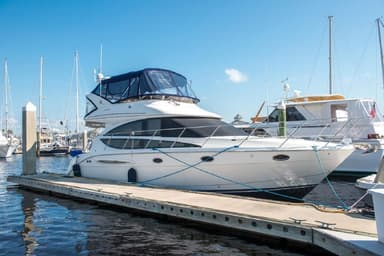 2009 Meridian Yachts 391 Sedan