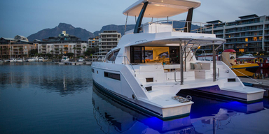 2022 The Moorings 433 PC
