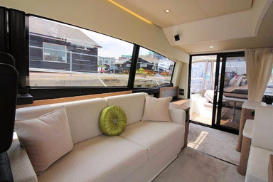 2017 Prestige Yachts 500 Fly