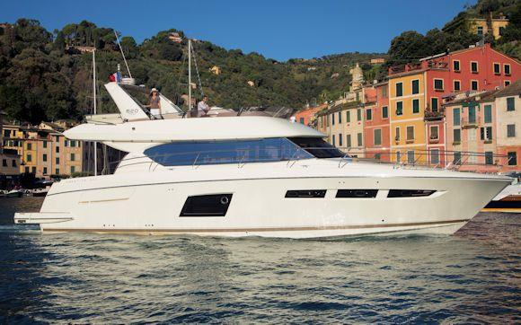 2017 Prestige Yachts 620 Fly