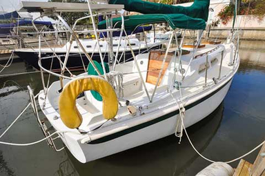 1976 Ericson Yachts Ericson 29