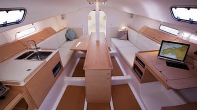 2007 Pogo Structure Pogo 10.50 Swing keel