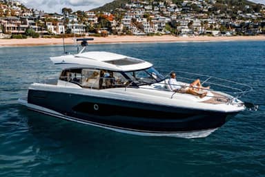 2020 Prestige Yachts 420 S