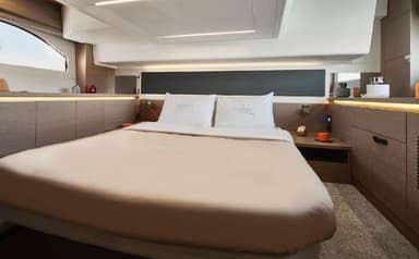 2020 Prestige Yachts 420 S