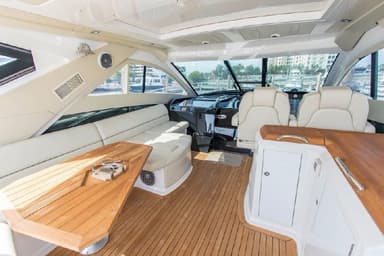 2010 Regal Boats 5260 Sport Coupe