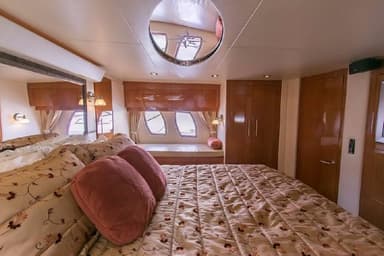 2010 Regal Boats 5260 Sport Coupe