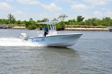 2015 Dusky 227XF w/Deco Boat Lift