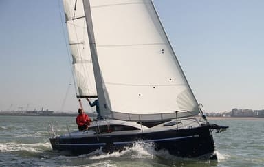 2013 RM Yachts RM 890 Twin keel