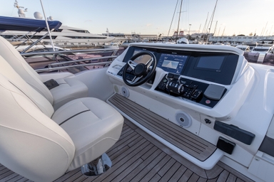 2018 Princess Yachts S60