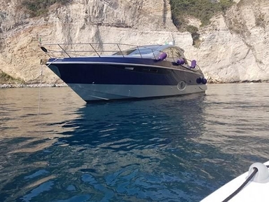 2011 Blu Martin Yachts Sea Top 58