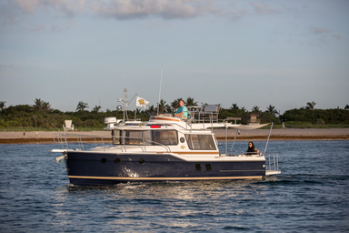 2022 Ranger Tugs R-29 Command Bridge