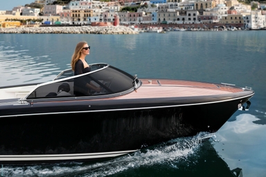 2020 Riva Yacht Iseo
