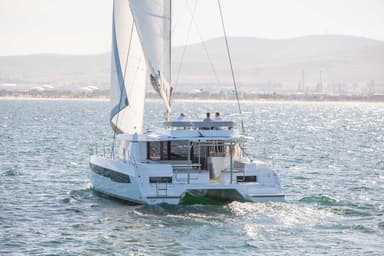 2017 Robertson and Caine Leopard 45