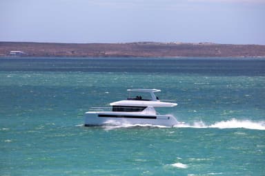 2018 Robertson and Caine Leopard 46