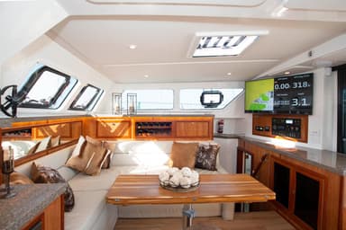 2021 Royal Cape Catamaran Majestic 570