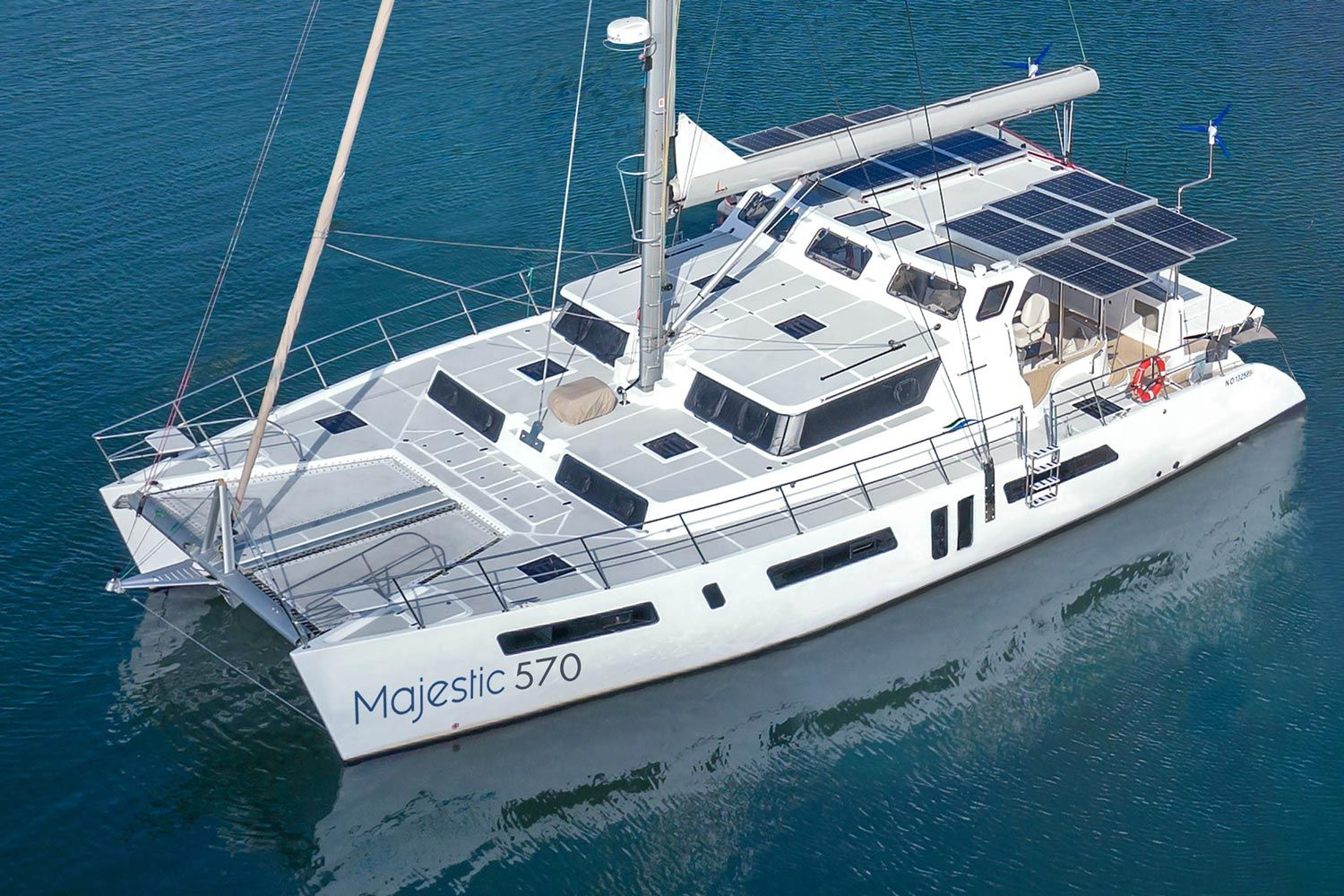 2021 Royal Cape Catamaran Majestic 570