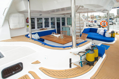 2021 Royal Cape Catamaran Majestic 570 Fly