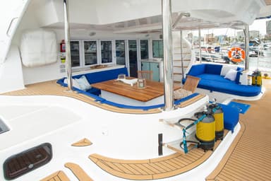 2021 Royal Cape Catamaran Majestic 570 Fly