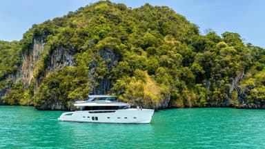 2018 Sanlorenzo Yachts SX76