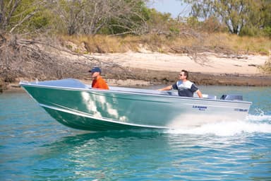 2022 Sea Jay Boats Magnum X Pack 2